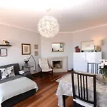 Atlantic Dream View - For 4 With Amazing Sea Views In Great Location Lejlighed *