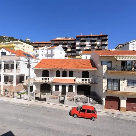 Atlantic Dream View - For 4 With Amazing Sea Views In Great Location * Nazare