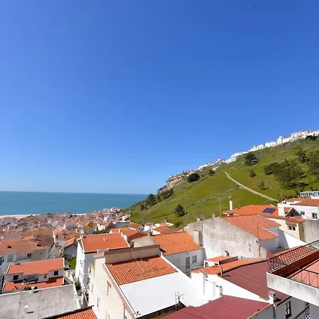 Atlantic Dream View - For 4 With Amazing Sea Views In Great Location Nazare