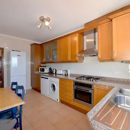 Atlantic Dream View - For 4 With Amazing Sea Views In Great Location Nazare